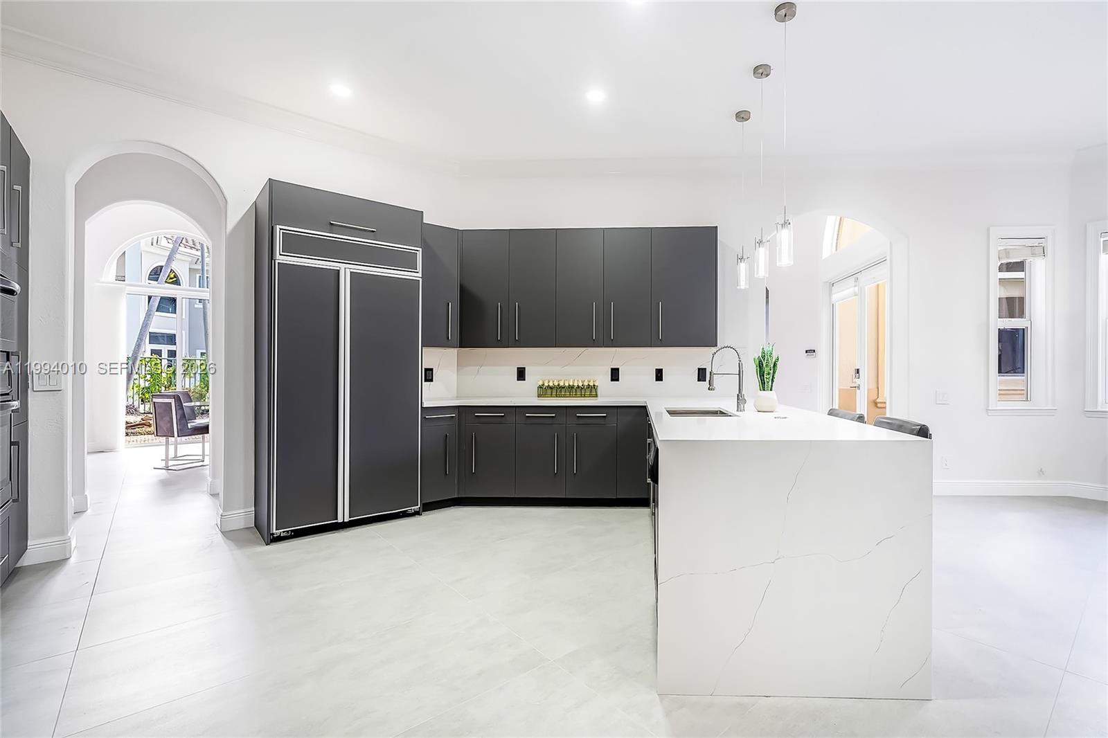 Photo of 920 Captiva Dr  (920), Hollywood, Florida, 33019 - 