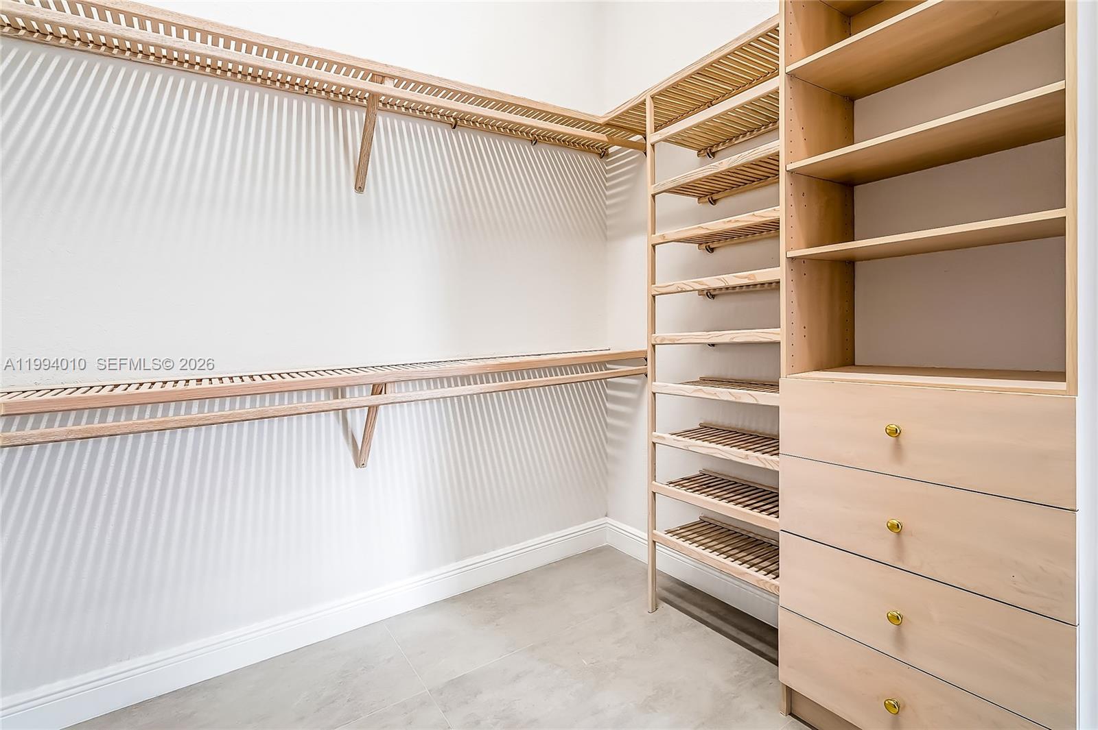 Photo of 920 Captiva Dr  (920), Hollywood, Florida, 33019 - 