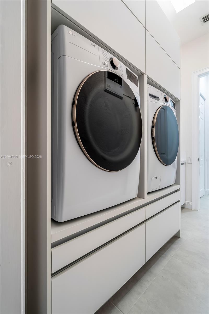 Photo of 920 Captiva Dr  (920), Hollywood, Florida, 33019 - 