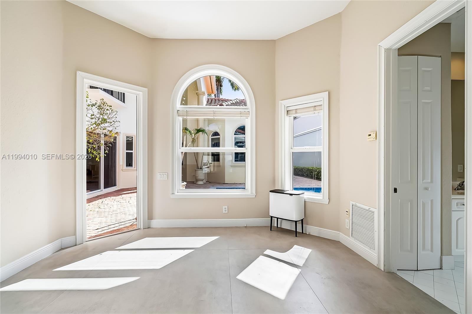 Photo of 920 Captiva Dr  (920), Hollywood, Florida, 33019 - 