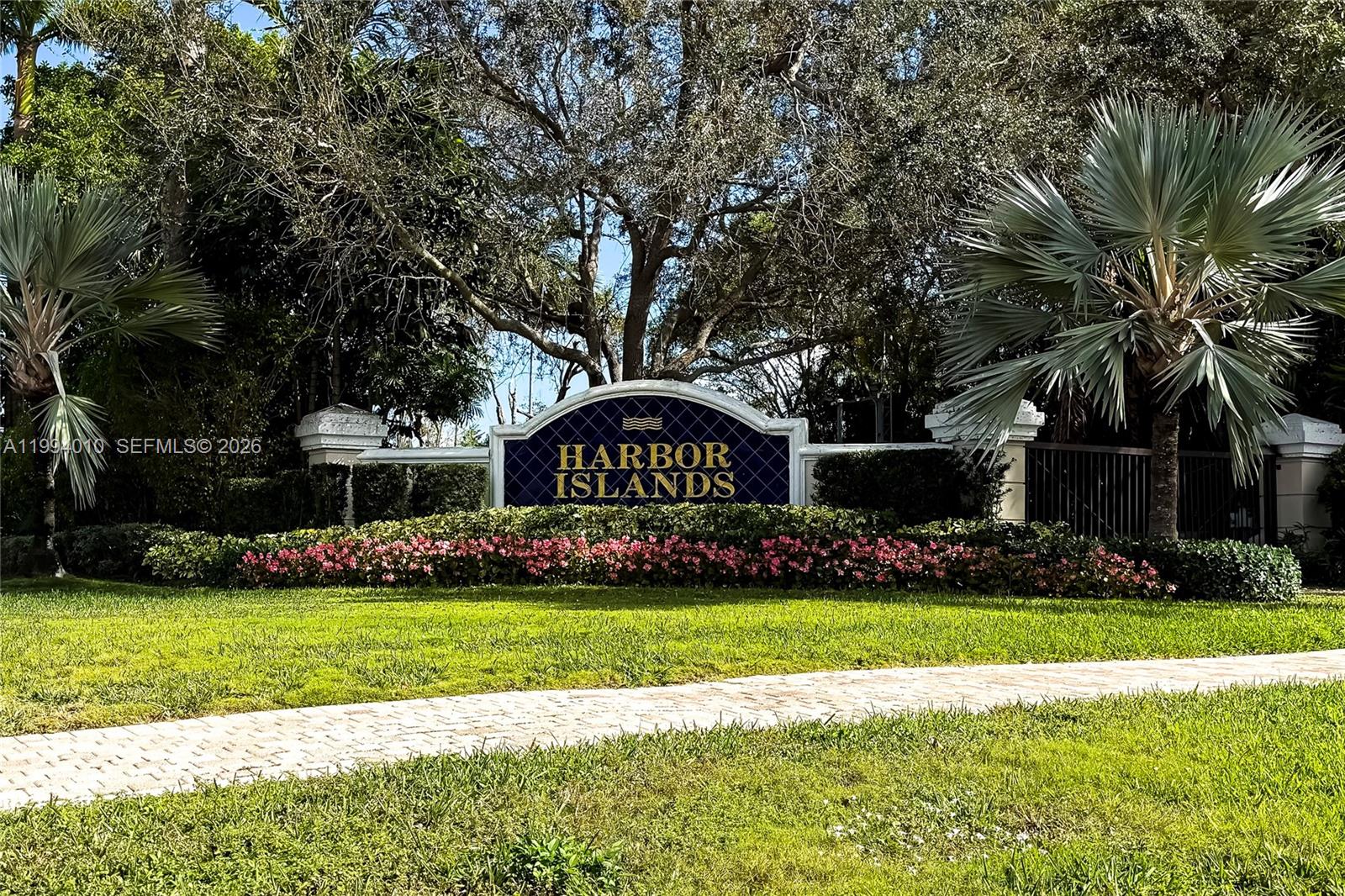 Photo of 920 Captiva Dr  (920), Hollywood, Florida, 33019 - 