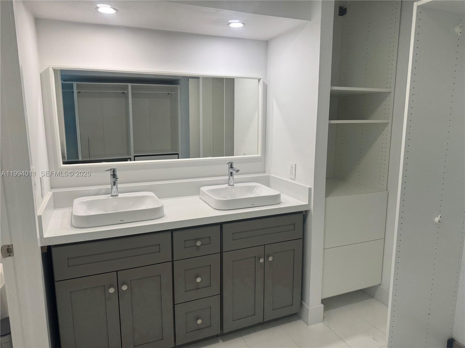 Photo of 20505 Country Club Dr  #531, Aventura, Florida, 33180 - 
