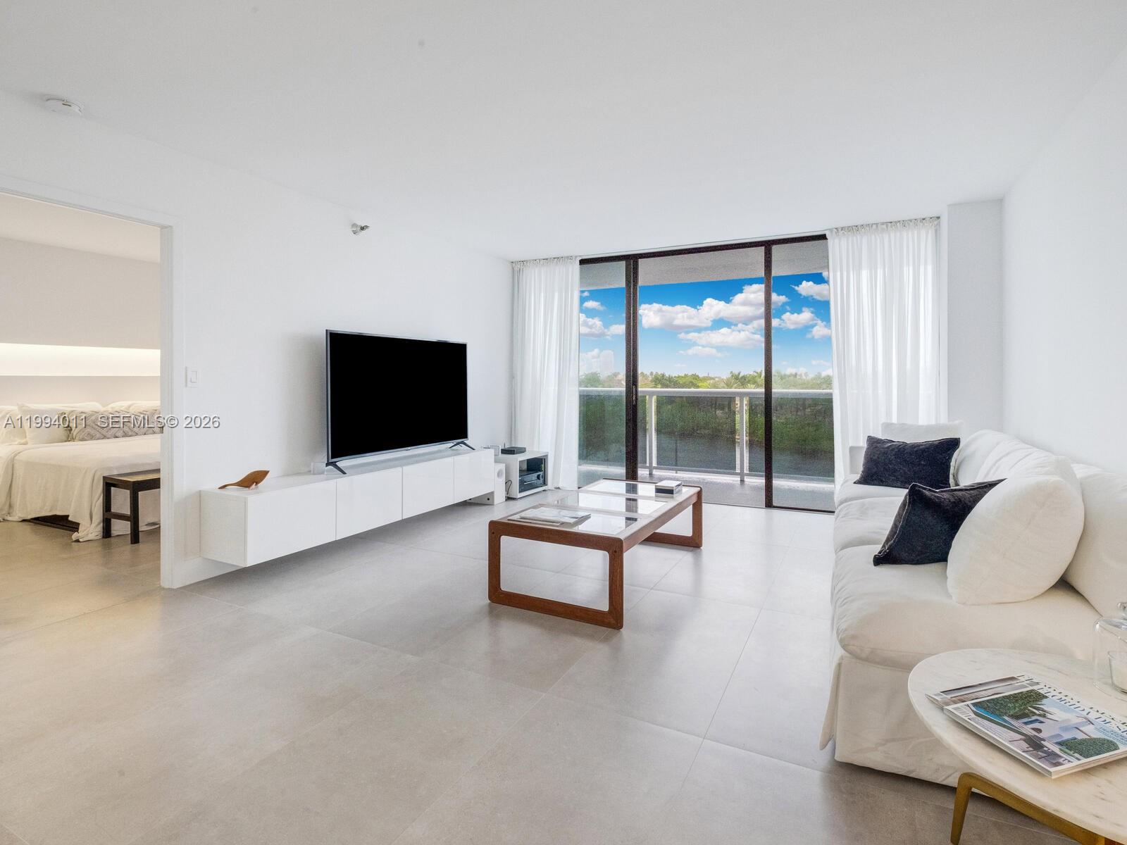 Photo of 20505 Country Club Dr  #531, Aventura, Florida, 33180 - 