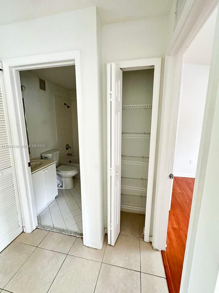 203-51 2 / 2 815 sq. ft. $ 2026-04-02 0 Photo