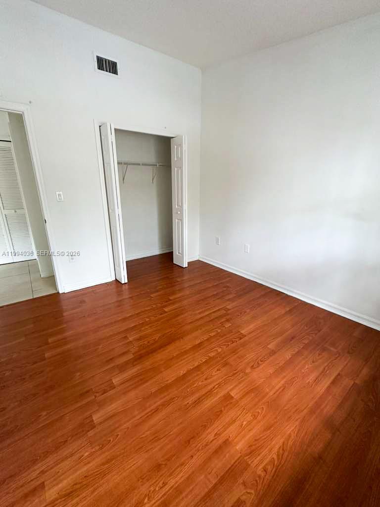 203-51 2 / 2 815 sq. ft. $ 2026-04-02 0 Photo