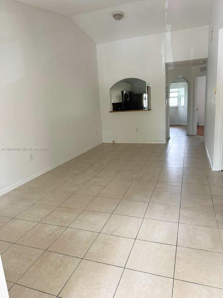 203-51 2 / 2 815 sq. ft. $ 2026-04-02 0 Photo