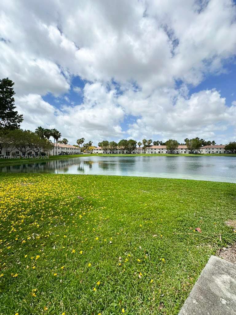 203-51 2 / 2 815 sq. ft. $ 2026-04-02 0 Photo