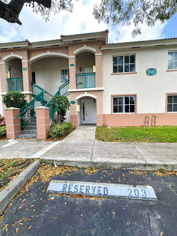 203-51 2 / 2 815 sq. ft. $ 2026-04-02 0 Photo