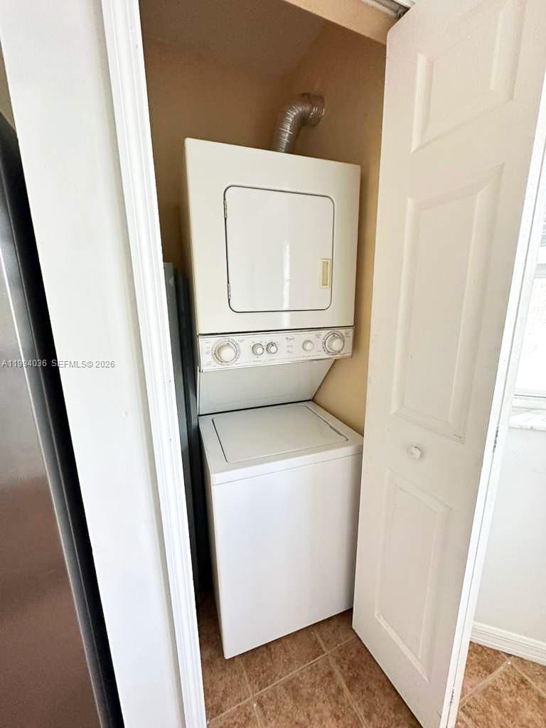 203-51 2 / 2 815 sq. ft. $ 2026-04-02 0 Photo