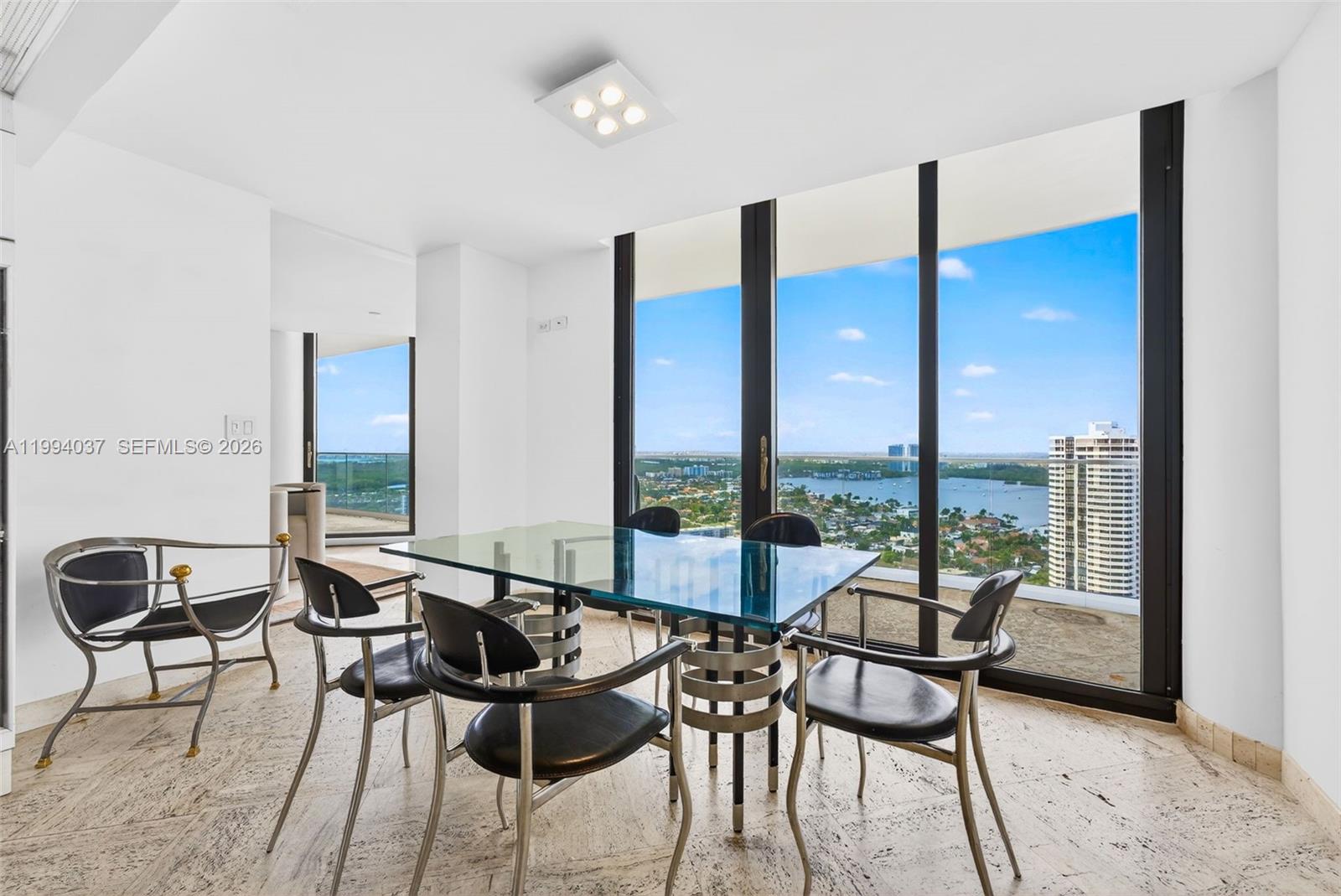 PH02 2 / 4 3700 sq. ft. $ 2026-04-02 0 Photo