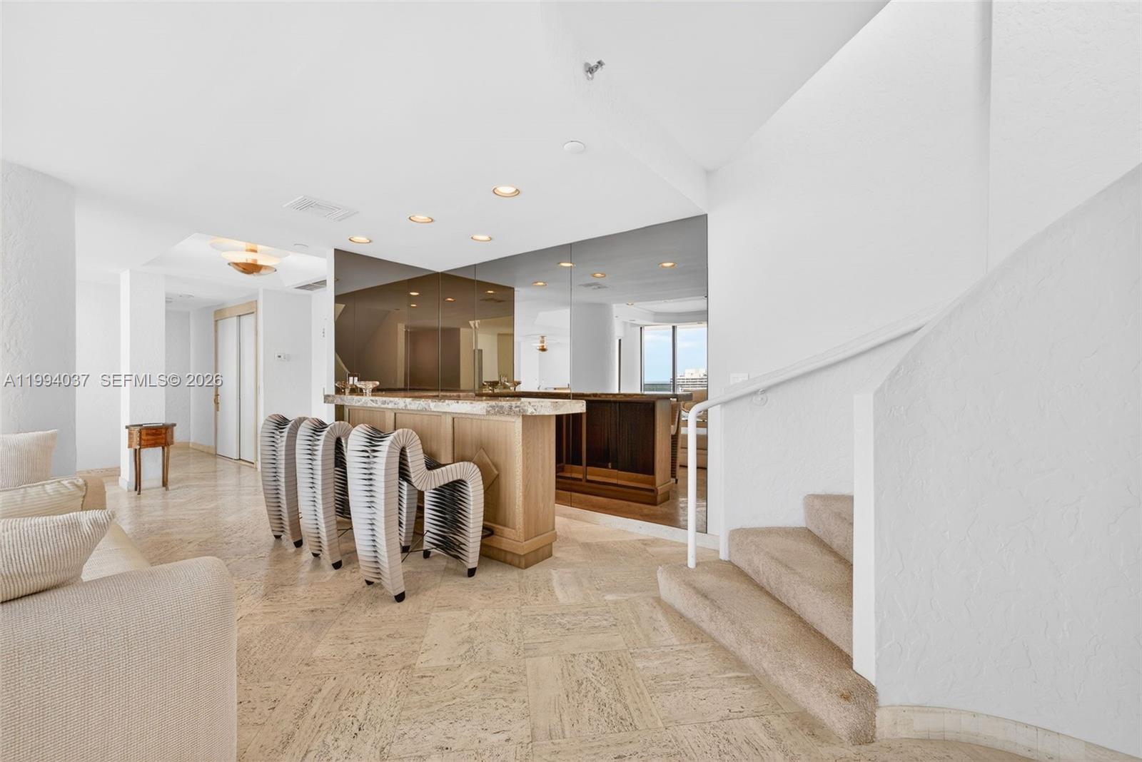 PH02 2 / 4 3700 sq. ft. $ 2026-04-02 0 Photo