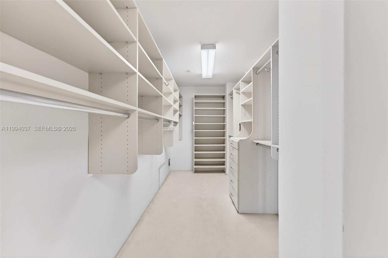 PH02 2 / 4 3700 sq. ft. $ 2026-04-02 0 Photo