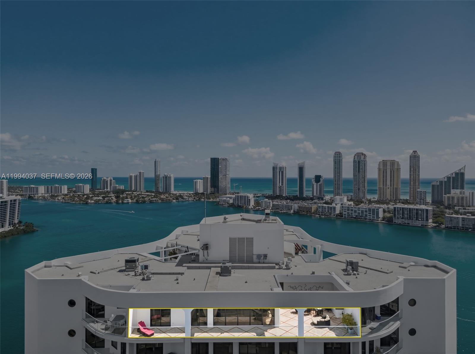 PH02 2 / 4 3700 sq. ft. $ 2026-04-02 0 Photo