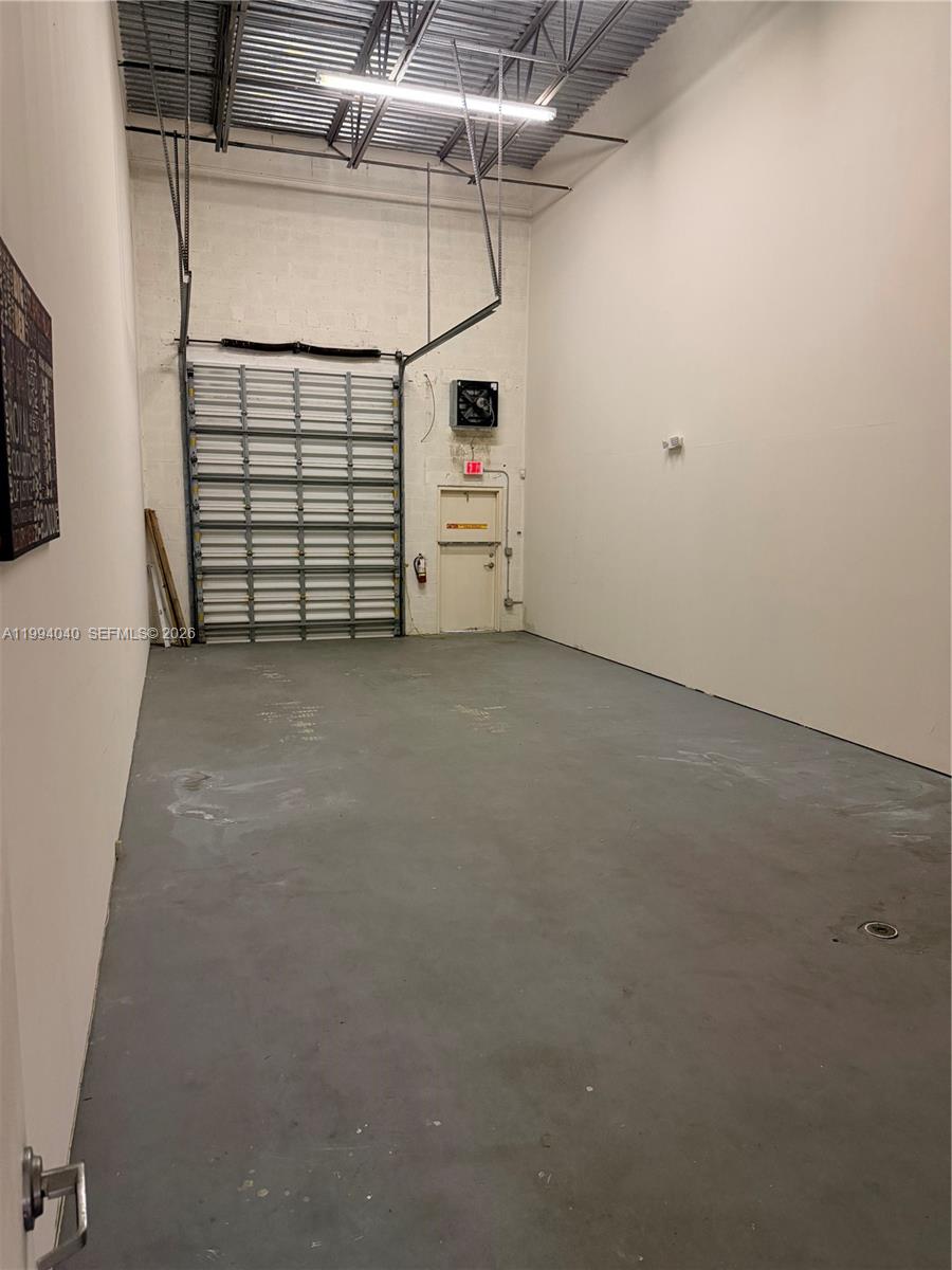 111  /   sq. ft. $ 2026-04-02 0 Photo