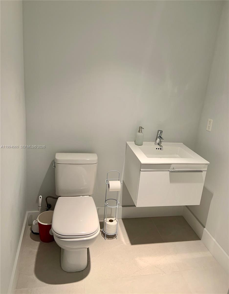 Photo of 17301 Biscayne Blvd  #1602, North Miami Beach, Florida, 33160 - 