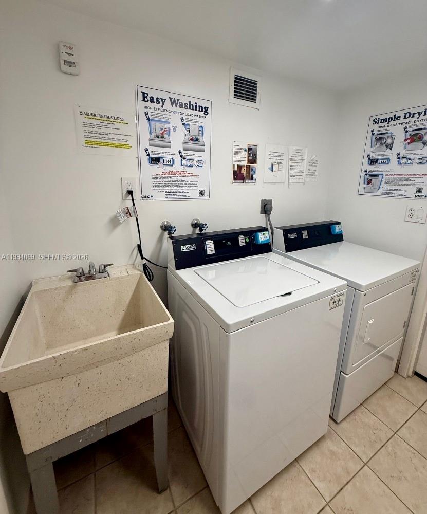 Photo of 1890 Ocean Dr  #1807, Hallandale Beach, Florida, 33009 - 