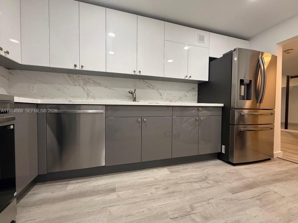 Photo of 1890 Ocean Dr  #1807, Hallandale Beach, Florida, 33009 - 