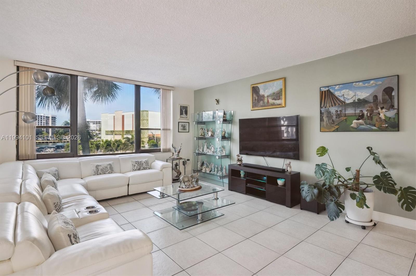 Photo of 3505 Ocean Dr  #201, Hollywood, Florida, 33019 - 