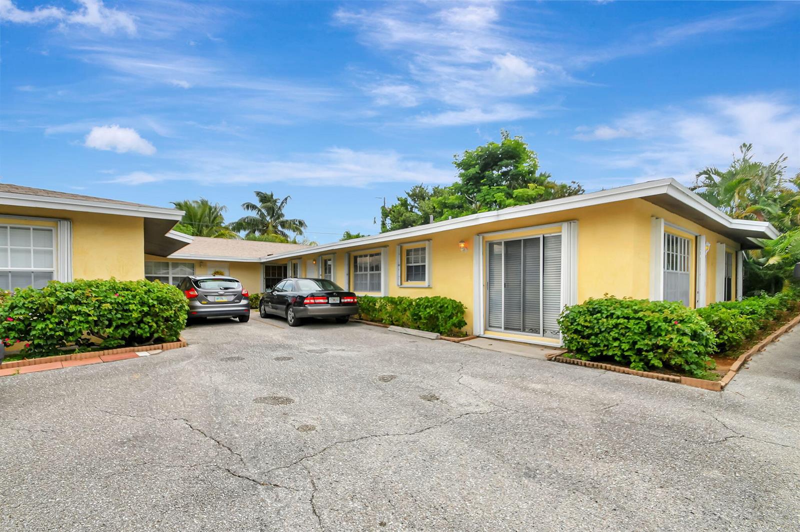   / 0  sq. ft. $ 2026-06-12 0 Photo