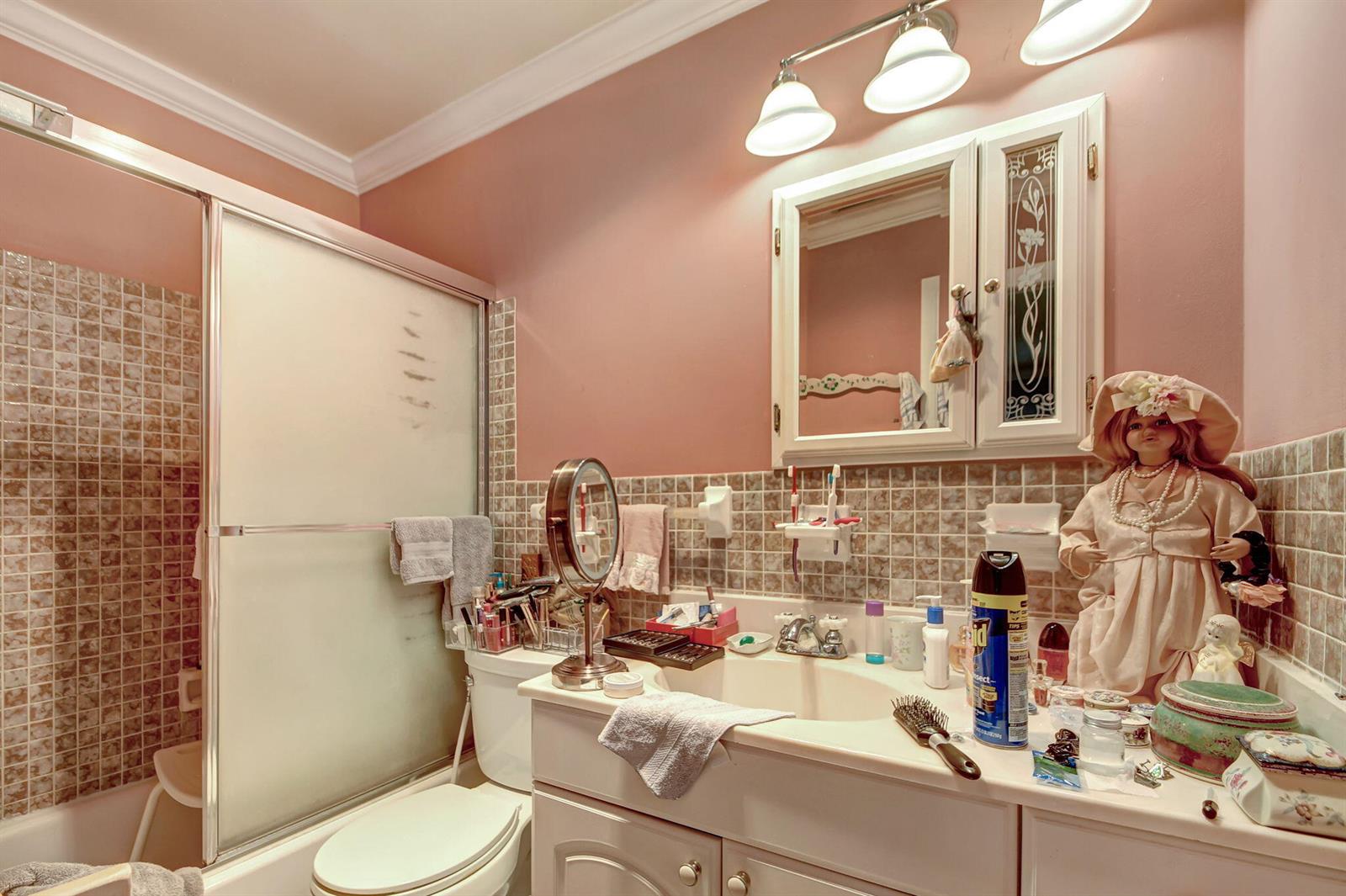   / 0  sq. ft. $ 2026-06-12 0 Photo