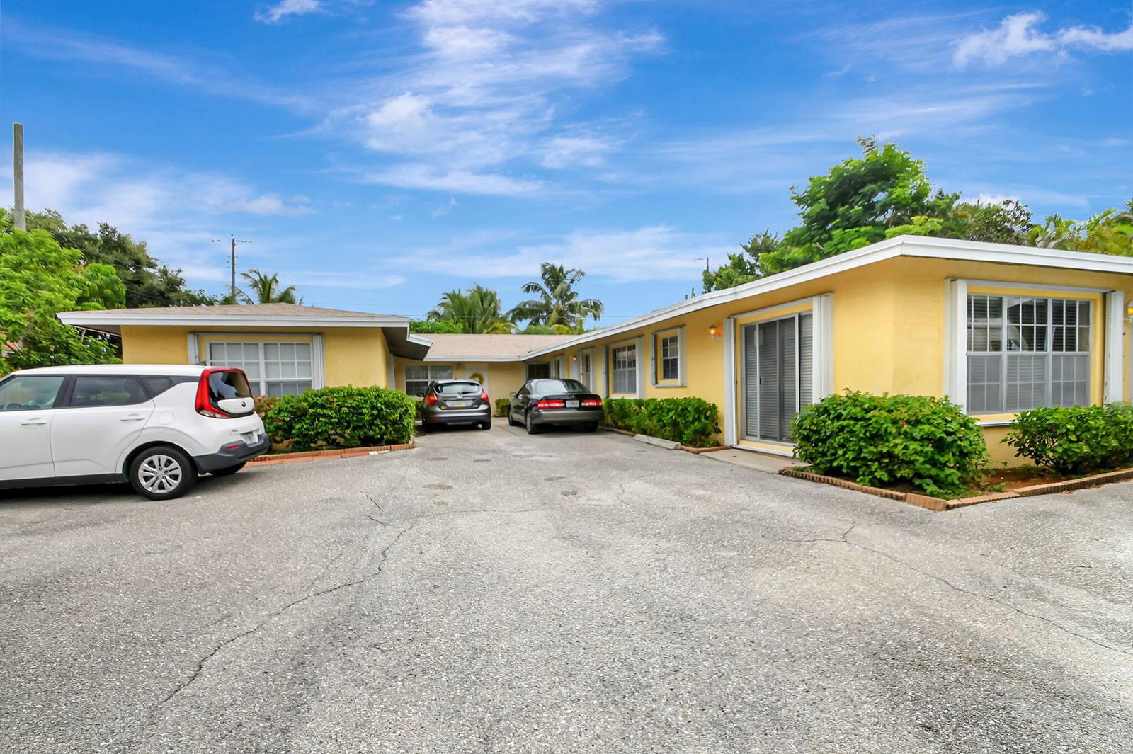   / 0  sq. ft. $ 2026-06-12 0 Photo