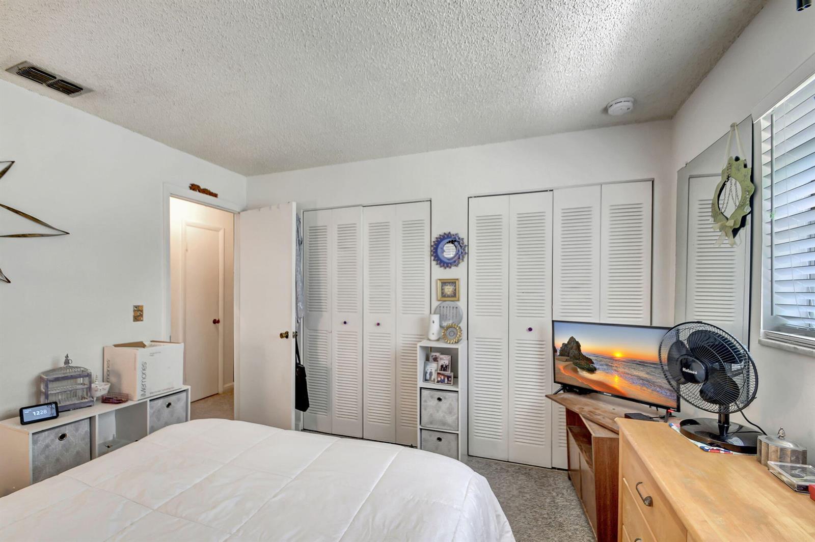   / 0  sq. ft. $ 2026-06-12 0 Photo