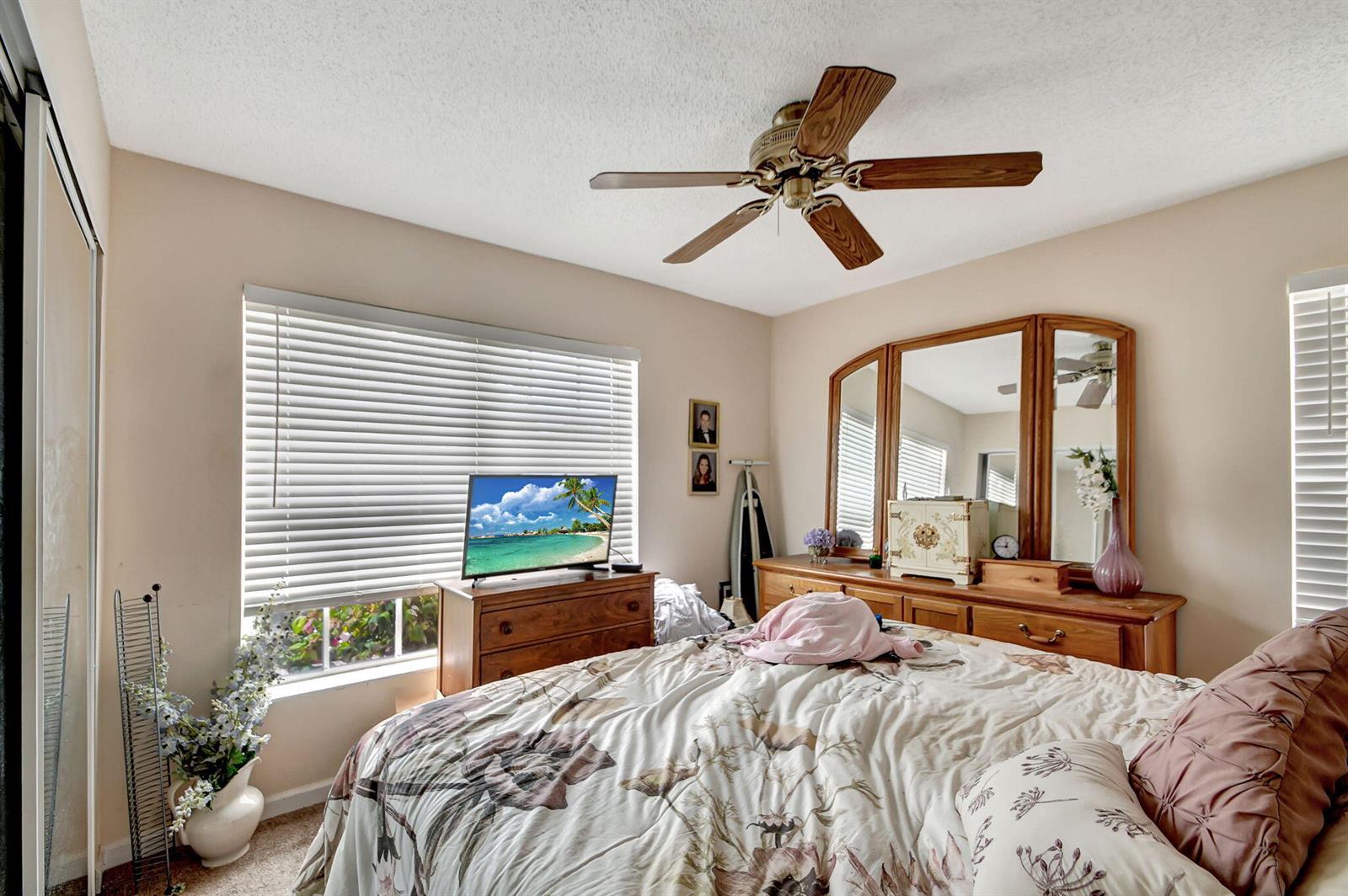   / 0  sq. ft. $ 2026-06-12 0 Photo