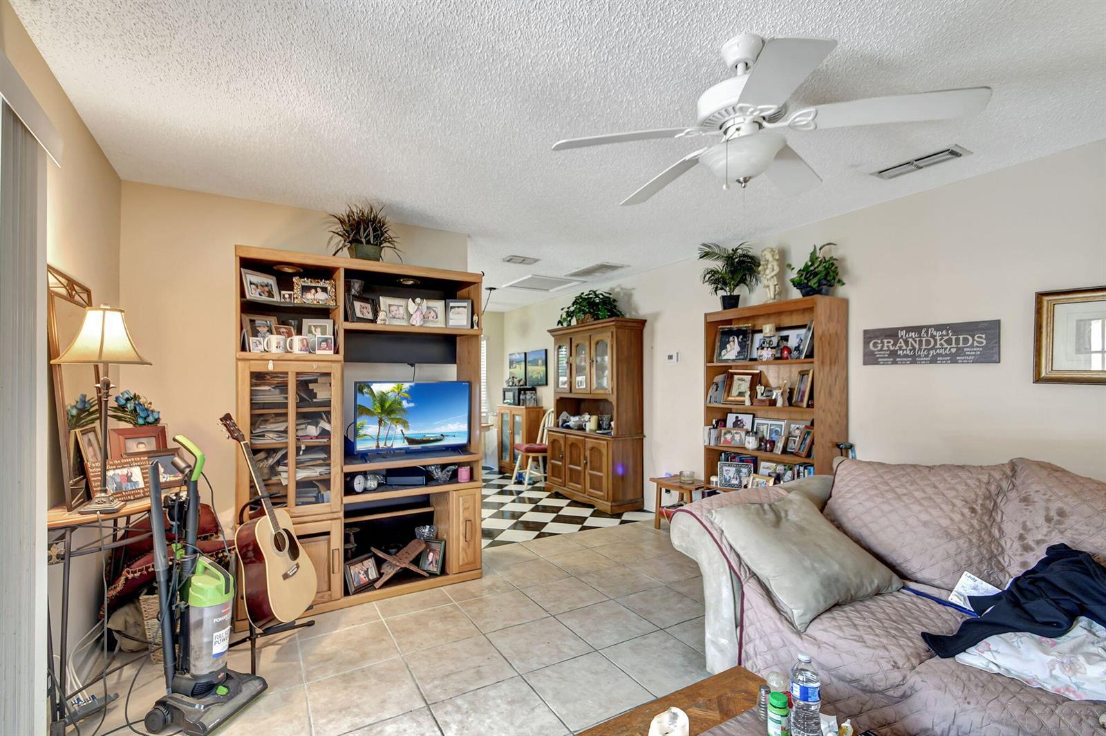   / 0  sq. ft. $ 2026-06-12 0 Photo