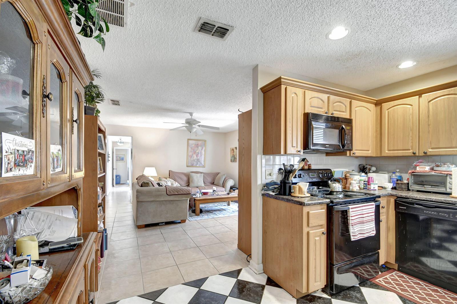   / 0  sq. ft. $ 2026-06-12 0 Photo