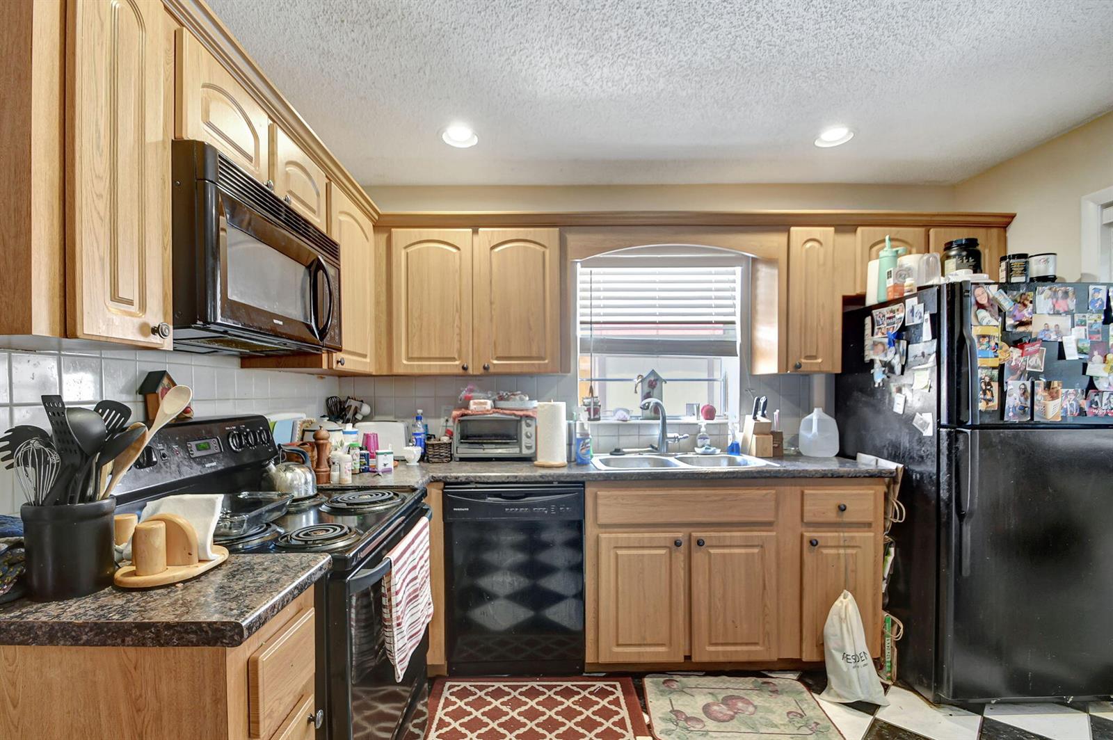   / 0  sq. ft. $ 2026-06-12 0 Photo