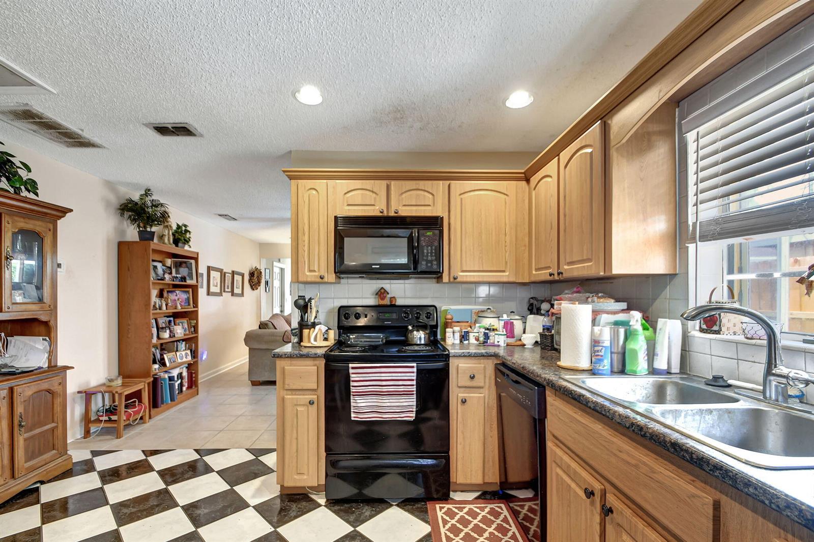   / 0  sq. ft. $ 2026-06-12 0 Photo