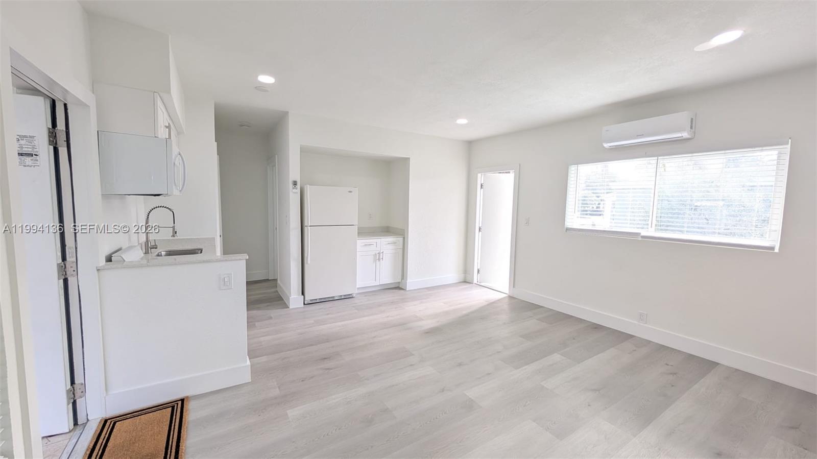   /  1230 sq. ft. $ 2026-04-02 0 Photo