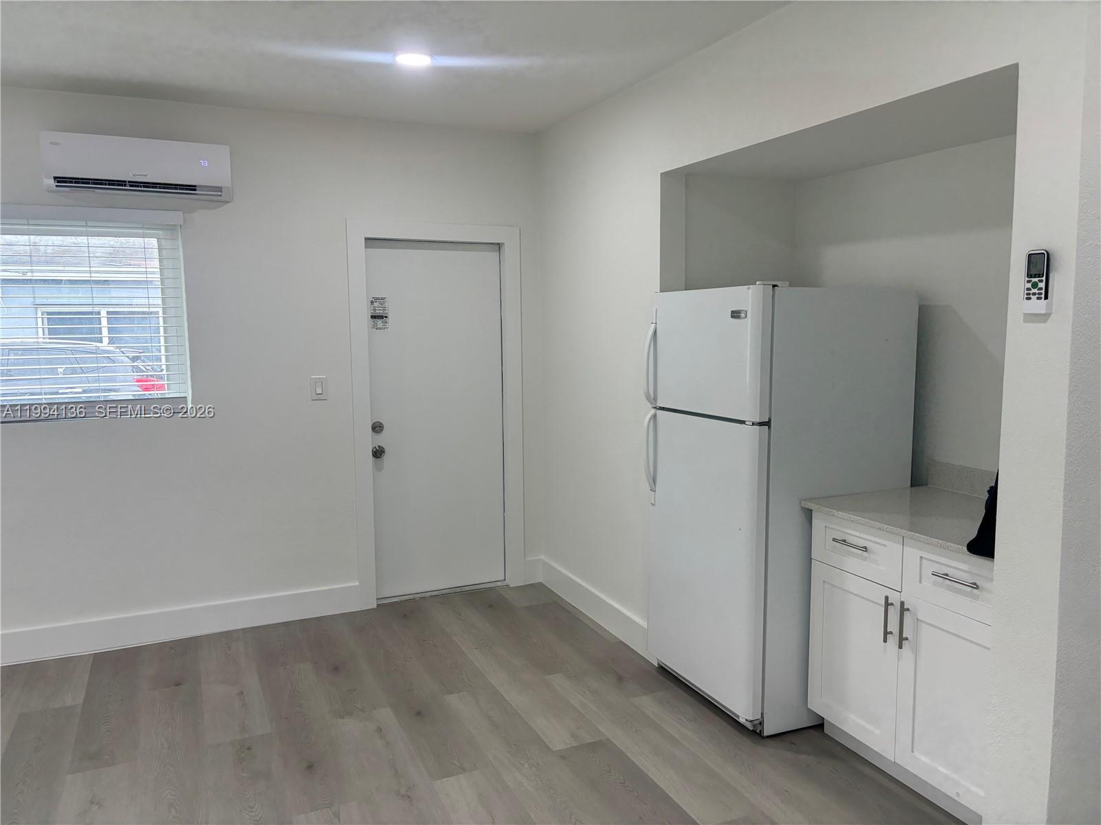  /  1230 sq. ft. $ 2026-04-02 0 Photo
