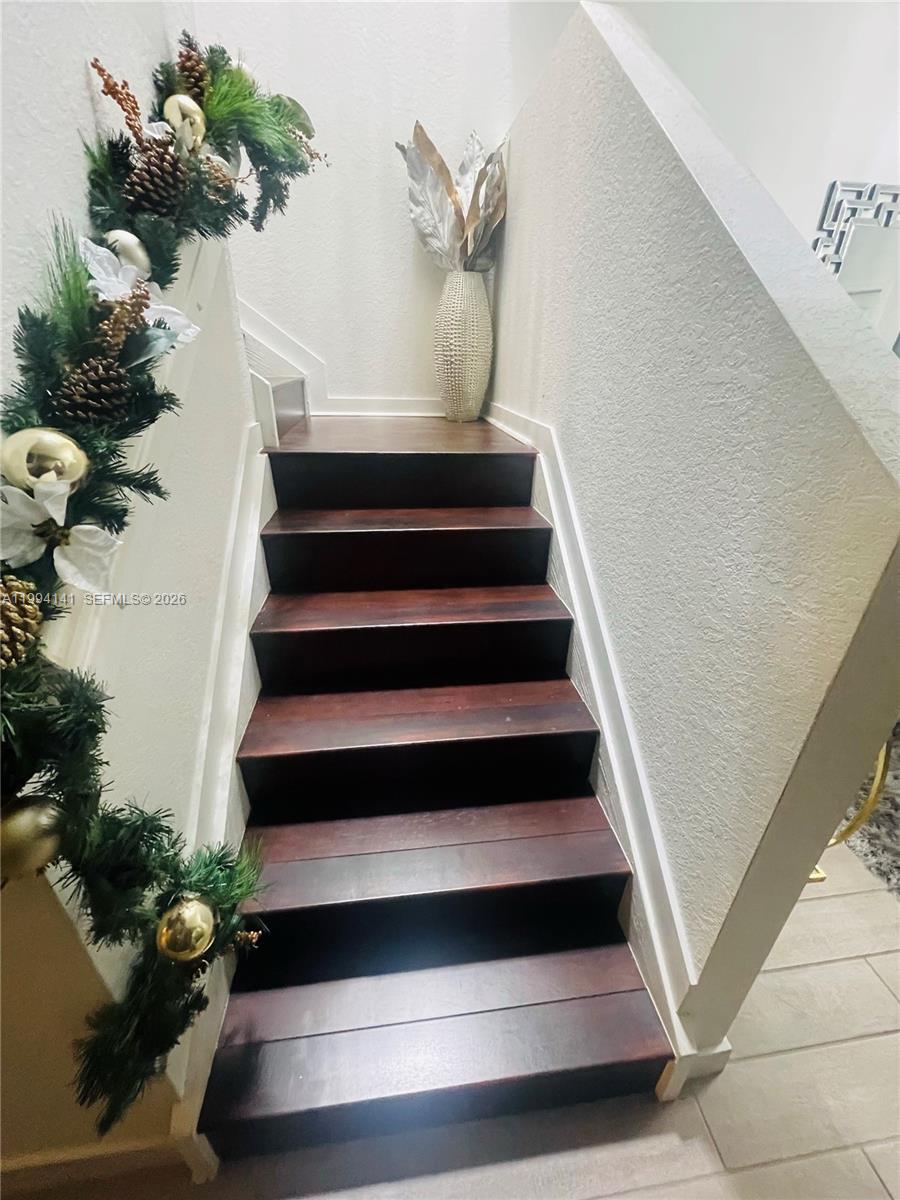 See details 1766 4 / 3 1826 sq. ft. $ 2026-04-30 0 Photo