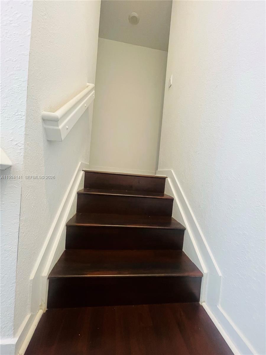 See details 1766 4 / 3 1826 sq. ft. $ 2026-04-30 0 Photo