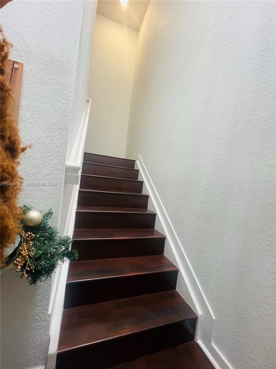 See details 1766 4 / 3 1826 sq. ft. $ 2026-04-30 0 Photo