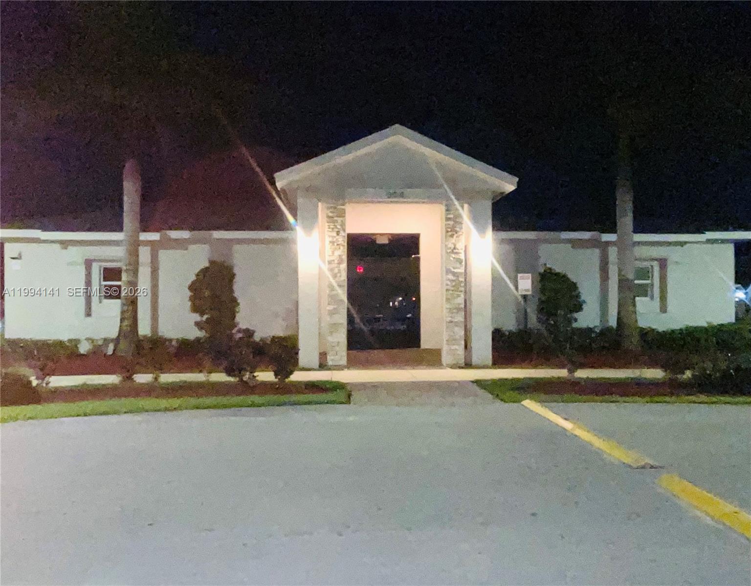 See details 1766 4 / 3 1826 sq. ft. $ 2026-04-30 0 Photo