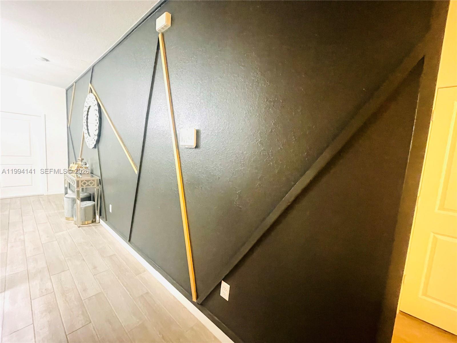 See details 1766 4 / 3 1826 sq. ft. $ 2026-04-30 0 Photo