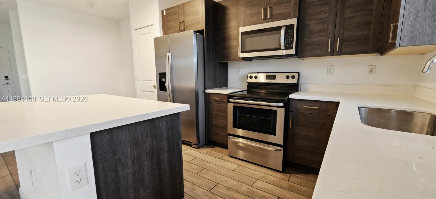 1166 4 / 3 1374 sq. ft. $ 2026-04-02 0 Photo