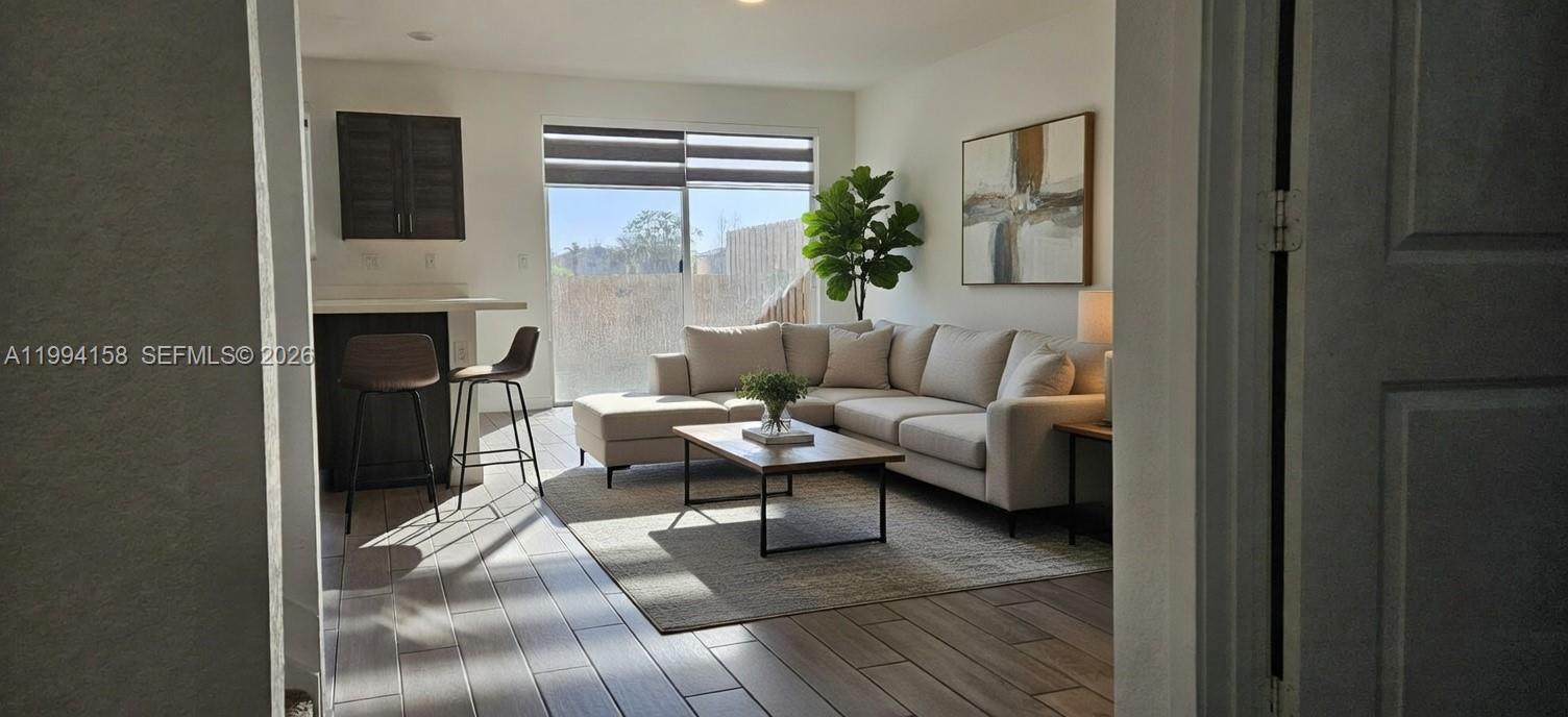 1166 4 / 3 1374 sq. ft. $ 2026-04-02 0 Photo