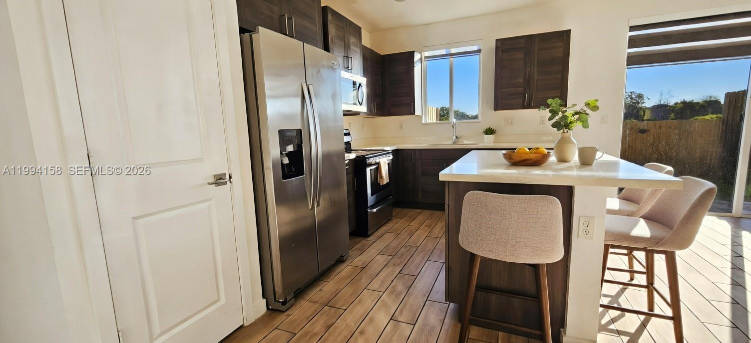 1166 4 / 3 1374 sq. ft. $ 2026-04-02 0 Photo