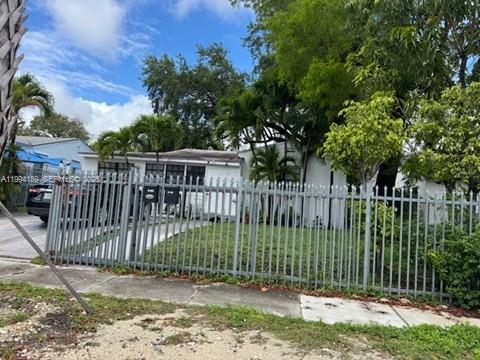   /  2022 sq. ft. $ 2026-04-02 0 Photo