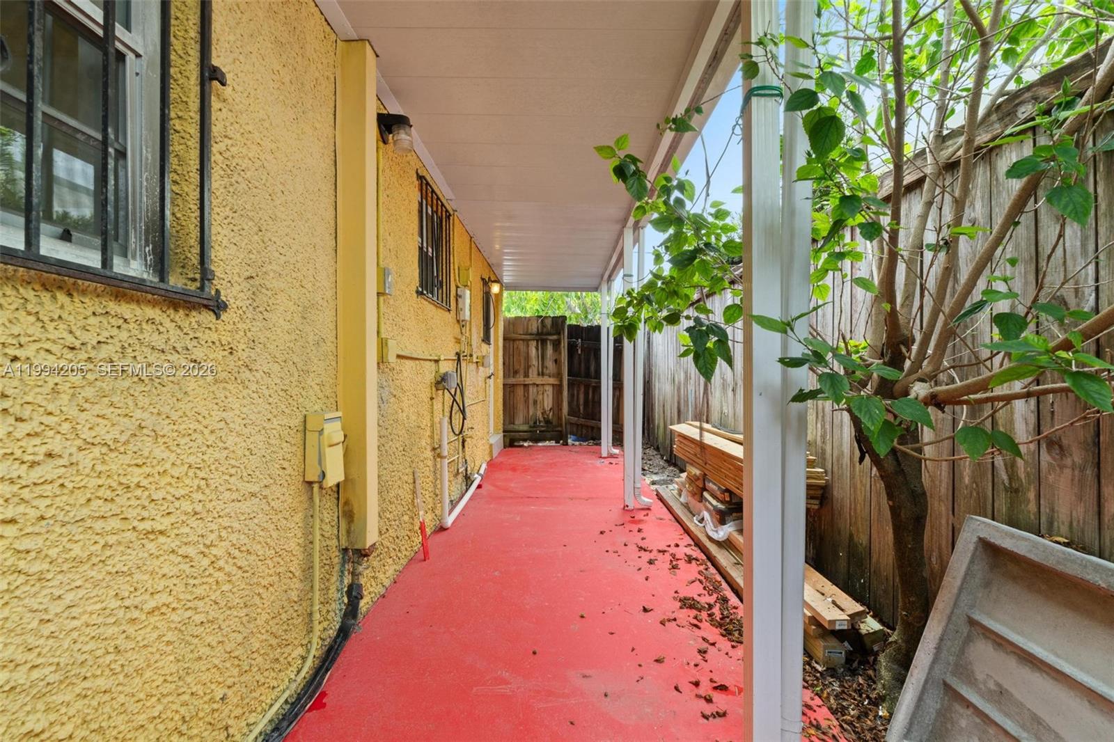   /  2378 sq. ft. $ 2026-04-02 0 Photo