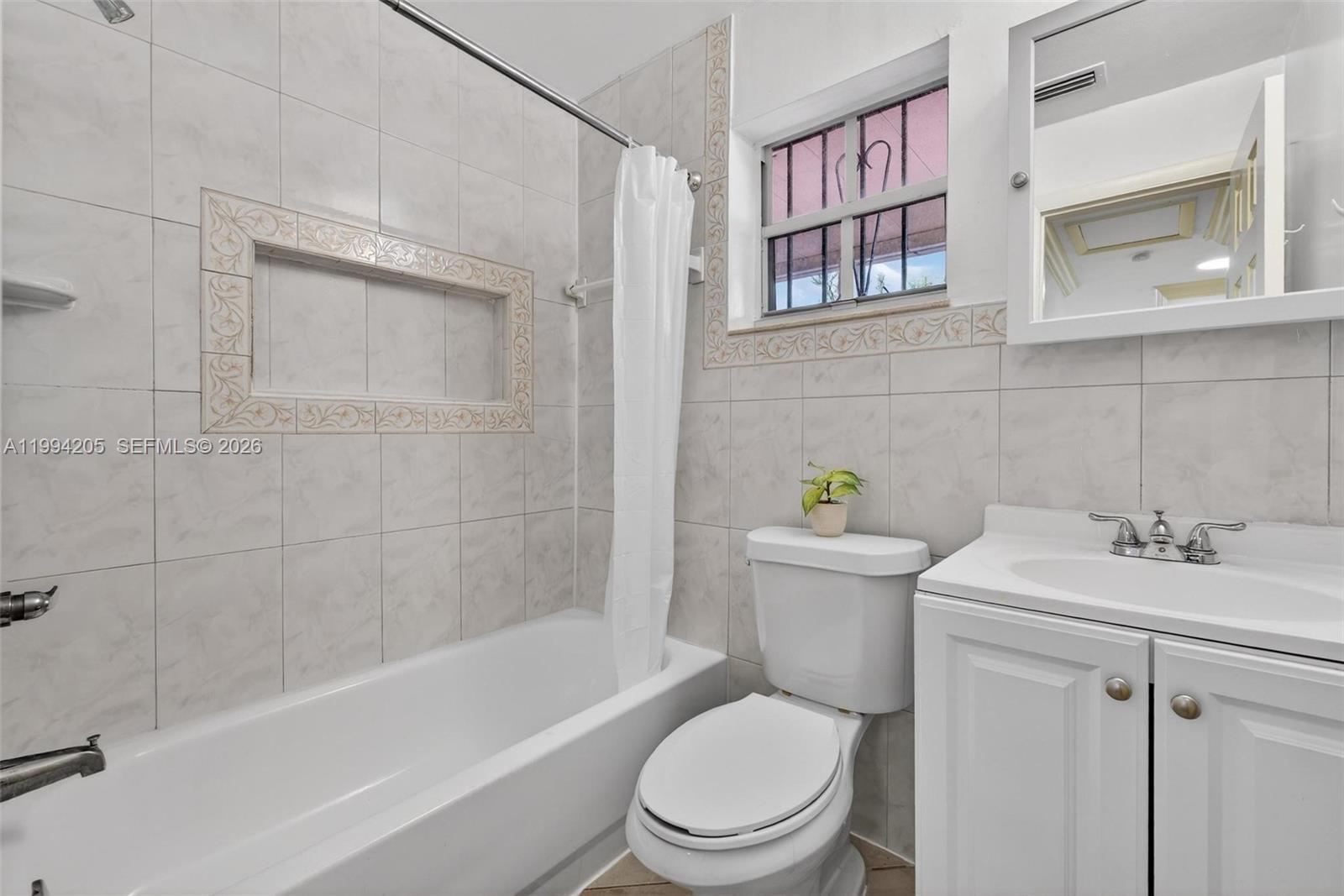   /  2378 sq. ft. $ 2026-04-02 0 Photo
