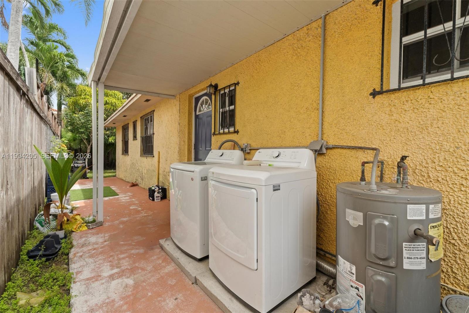   /  2378 sq. ft. $ 2026-04-02 0 Photo