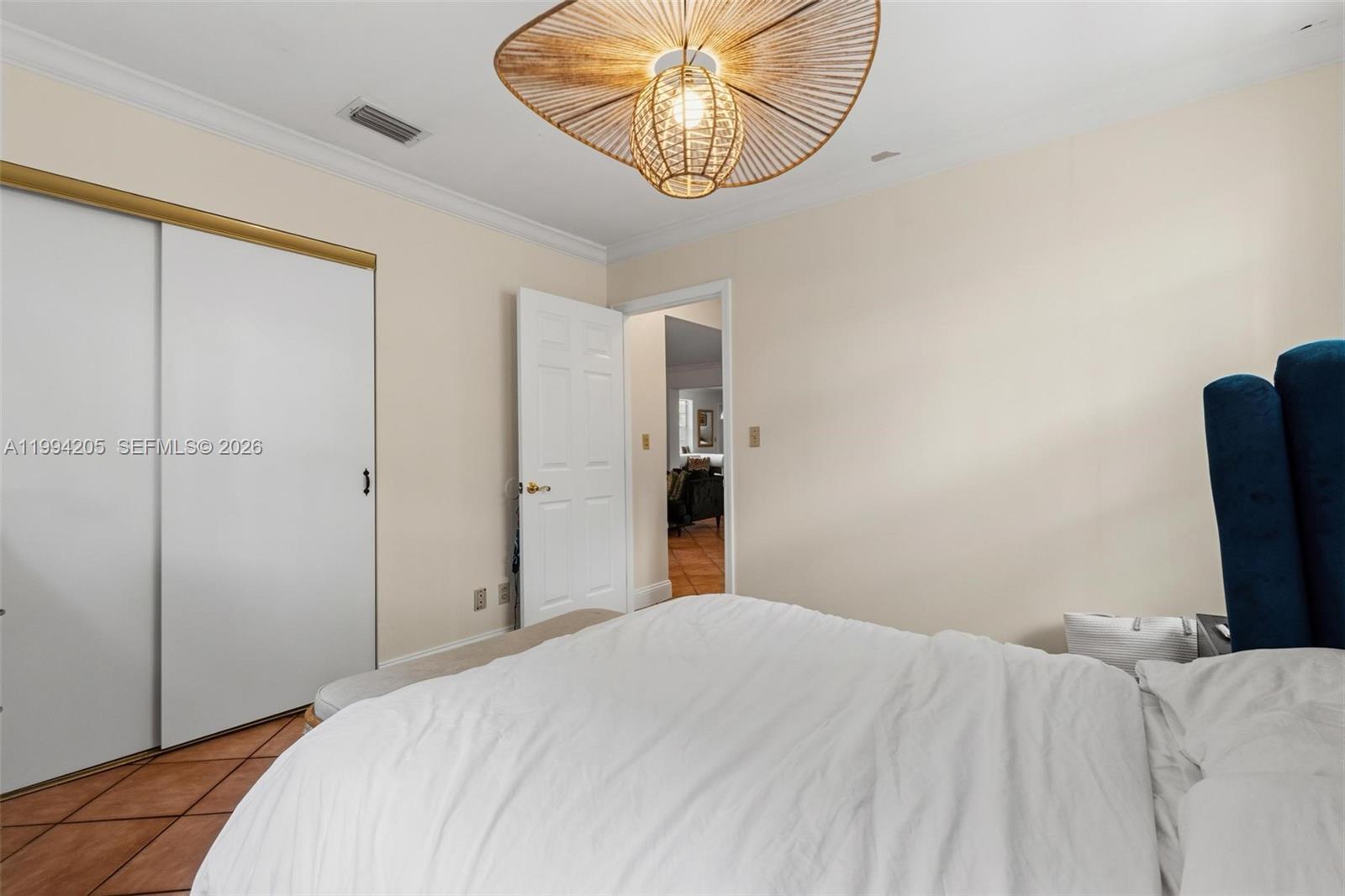   /  2378 sq. ft. $ 2026-04-02 0 Photo