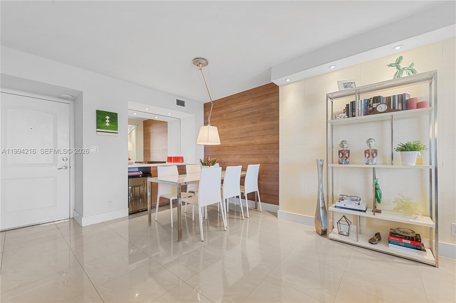 507 2 / 2 1357 sq. ft. $ 2026-04-21 0 Photo