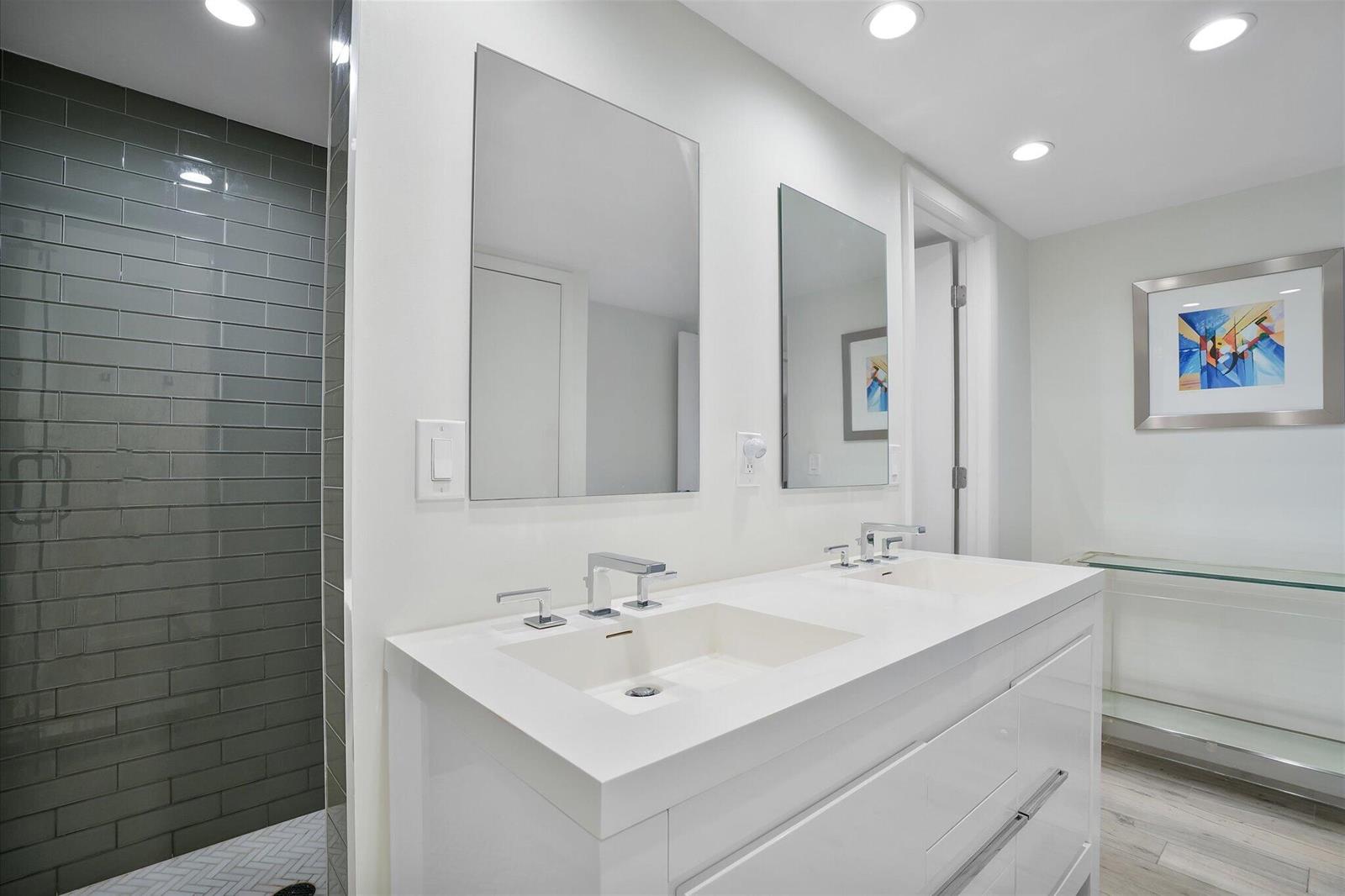 Photo of 1500 Ocean  #Unit F8, Hollywood, Florida, 33019 - 8d