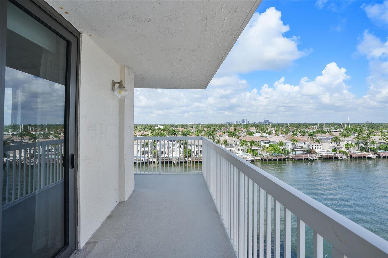 Photo of 1500 Ocean  #Unit F8, Hollywood, Florida, 33019 - 20-1500 S Ocean Dr apt 8f_020
