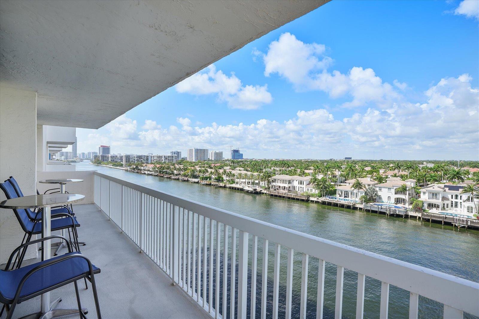 Photo of 1500 Ocean  #Unit F8, Hollywood, Florida, 33019 - 22-1500 S Ocean Dr apt 8f_022